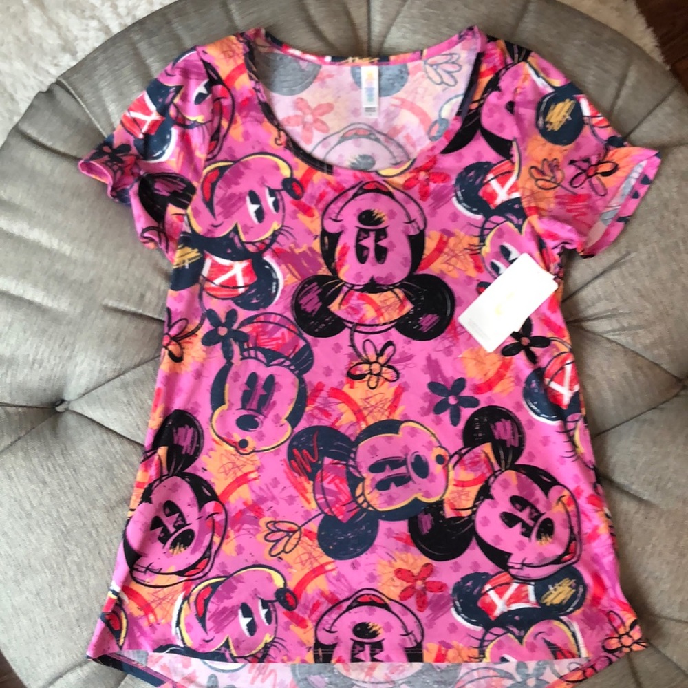 LuLaRoe classic tee small